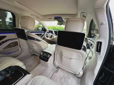 Mercedes Benz S63 2024-12