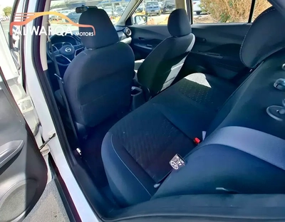 NISSAN KICKS SV 2024-10