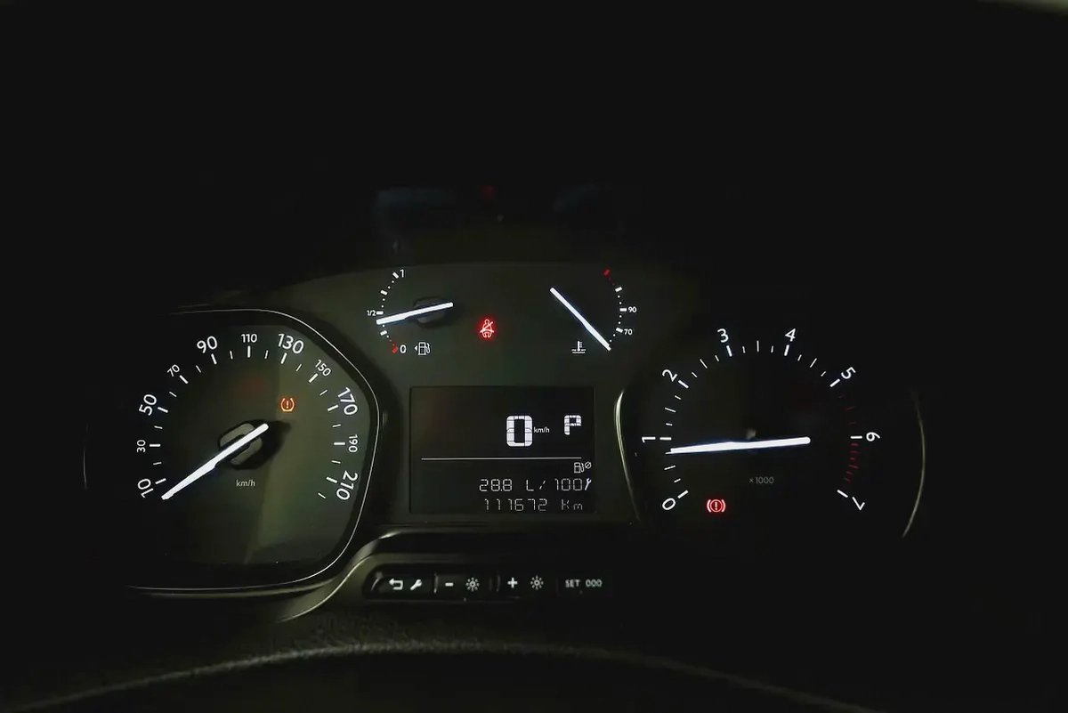 Peugeot Expert | Delivery Van | Automatic Diesel | GCC Specs | Ref#P01949-11-11