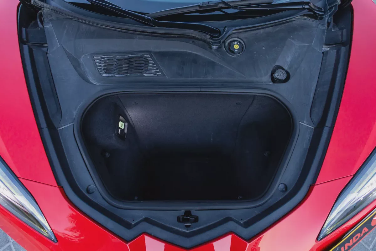 Chevrolet Corvette 2021-8-8