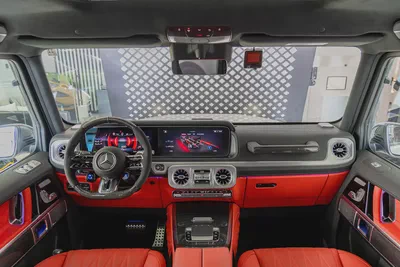 Mercedes-AMG G 63 | 2026 | White | Full Carbon | Performance Package | 4.0L V8 Twin-Turbo | 585 HP-10