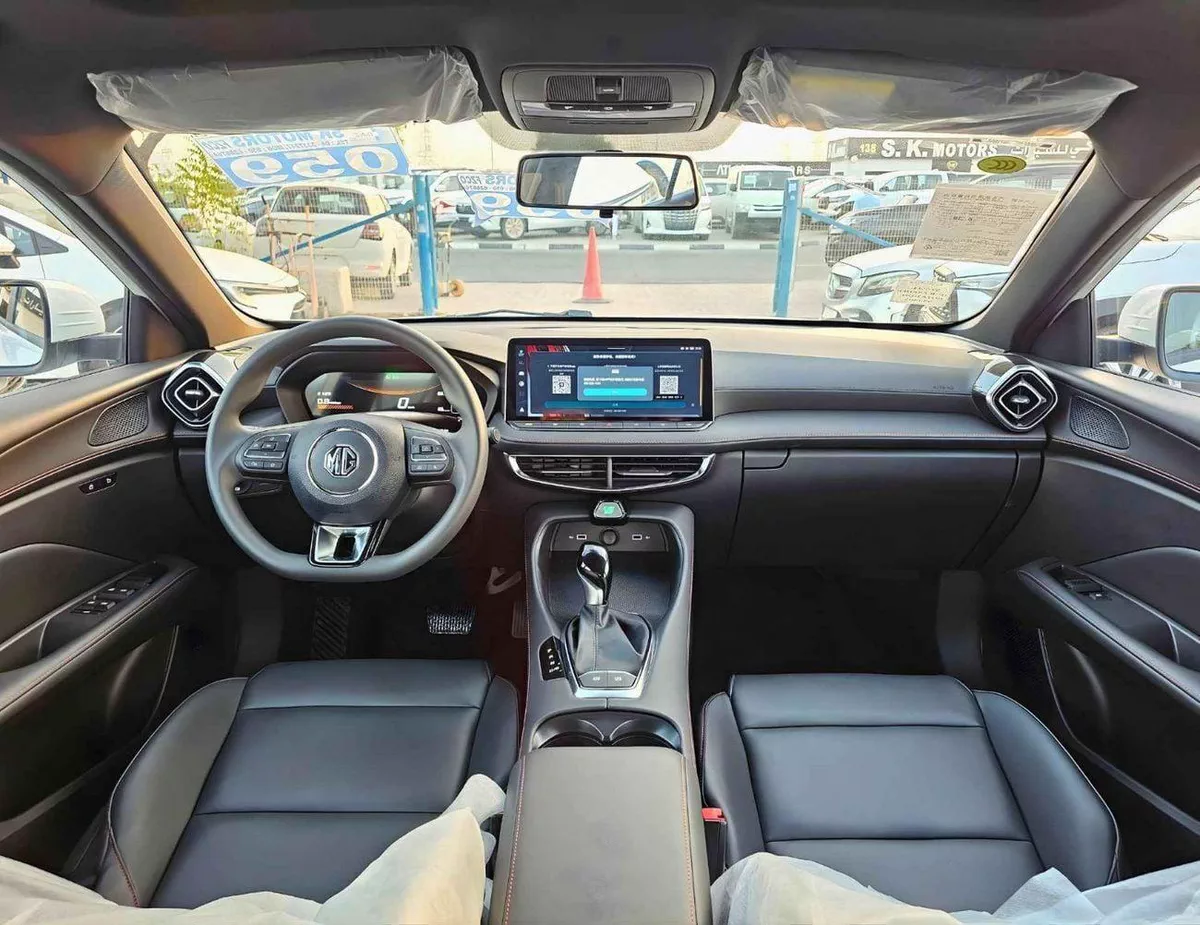 MG 5 180DVVT LUXURY / 1.5L PETROL / SUNROOF / LEATHER SEATS / FRONT & REAR CAMERA (CODE#MG5GF) READY STOC-10-0