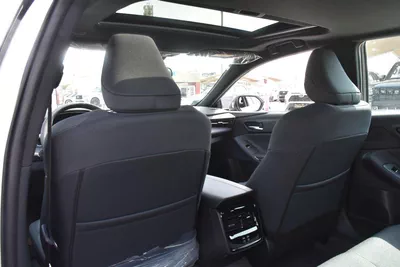 TOYOTA AVALON 2025 | WHITE-11