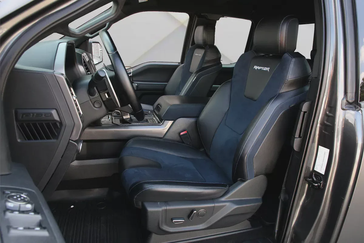 FORD RAPTOR F150 - 2019 - GCC - FULLY LOADED -GREY MATTE - AMAZING CONDITION-8-8