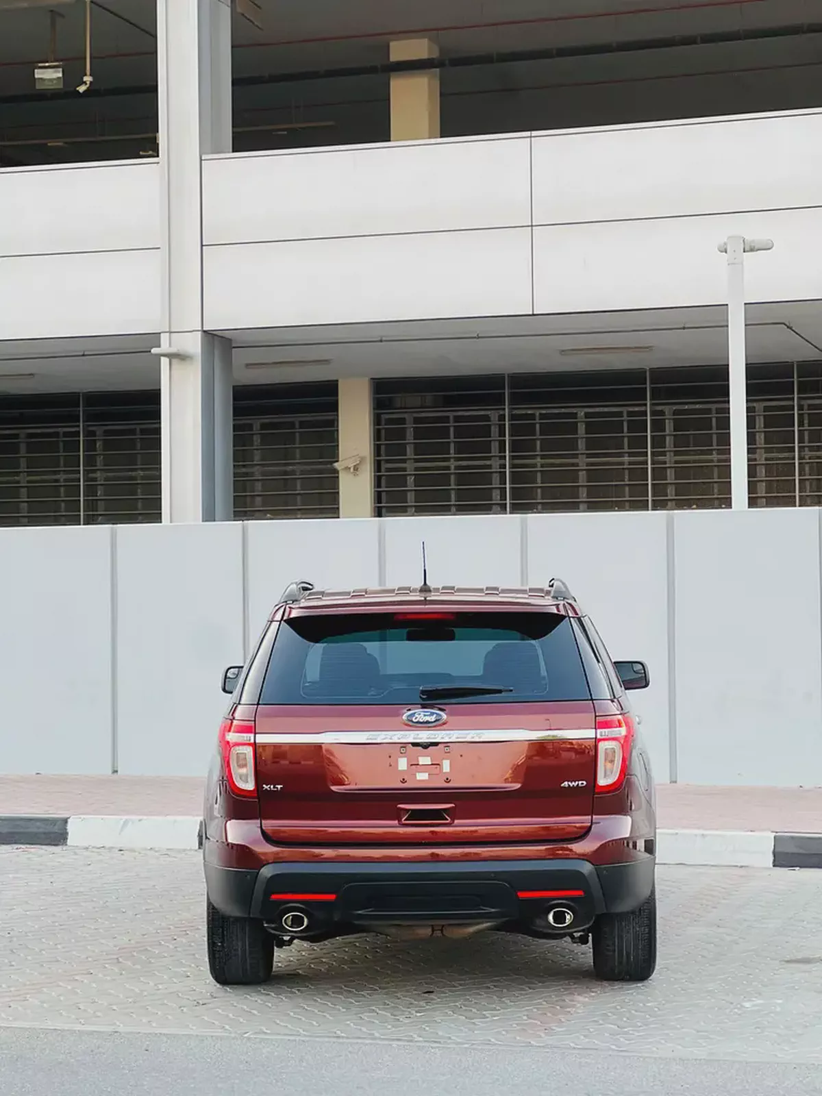 2016 Ford Explorer XLT GCC Specs-5-5