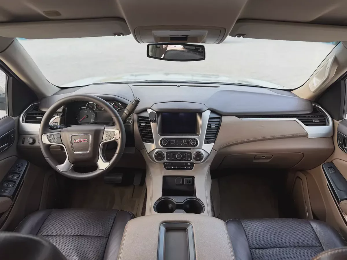 GCC Specs 2015 GMC Yukon SLE - Well Maintained-17-17