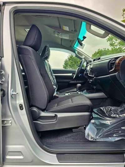 Toyota Hilux SR5 TRD 4.0L PETROL SR5 TRD || 4.0L PETROL V6 4WD | WOOD INTERIOR W VISOR | BLIND SPOT | DIFFLOCK | DVD+CAMERA | READY S-8