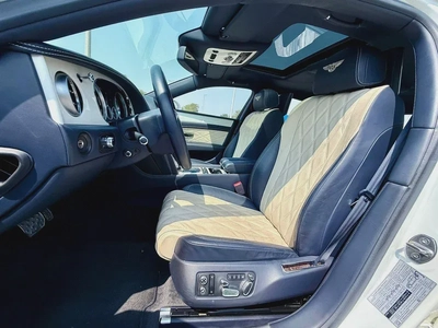 BENTLEY CONTINENTAL FLYING SPUR W12 ELEMENT EDITION | GCC SPECS | FULL-SERVICE HISTORY BY AGENCY-4