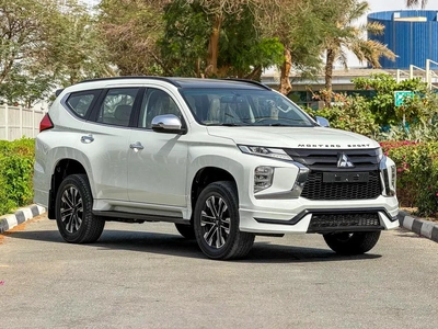 MITSUBISHI MONTERO SPORT 2023 GCC (81,844KM)-0
