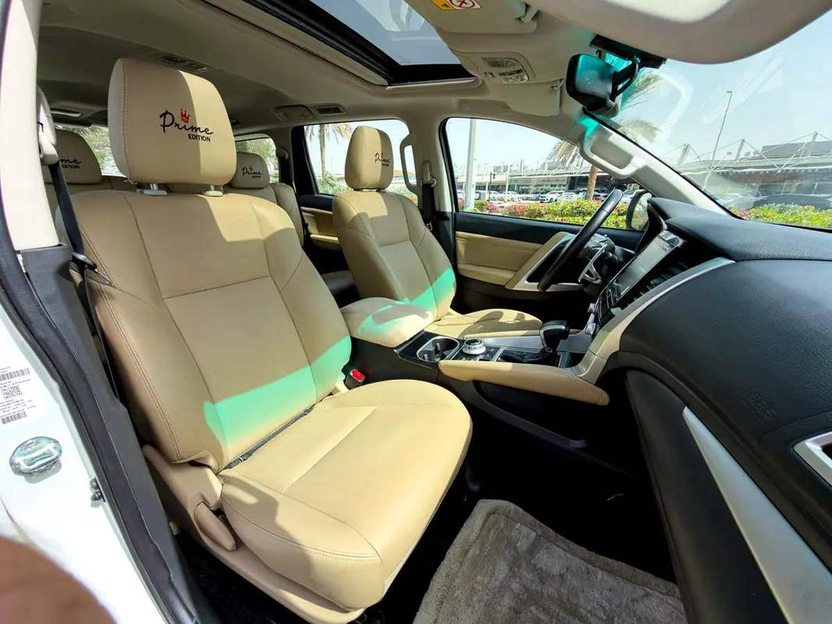 MITSUBISHI MONTERO SPORT 2023 GCC (81,844KM)-5-5