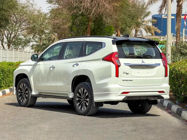 MITSUBISHI MONTERO SPORT 2023 GCC (81,844KM)