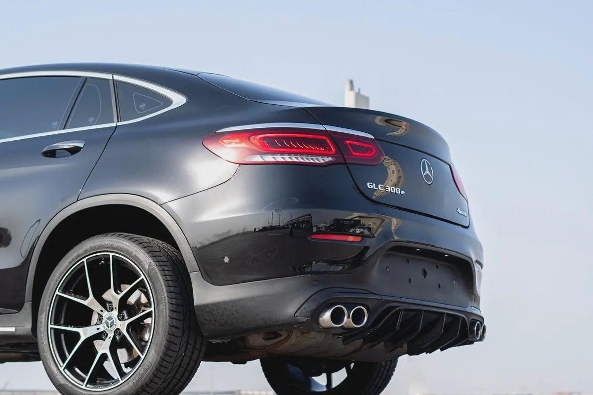 2021 Mercedes-Benz GLC 300e 4MATIC Coupe | Korean Specs | Plug-in Hybrid-4-4