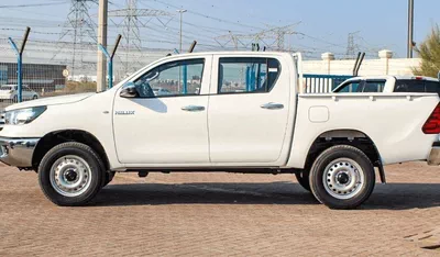 Toyota Hilux GL HILUX 2.4L MT-8