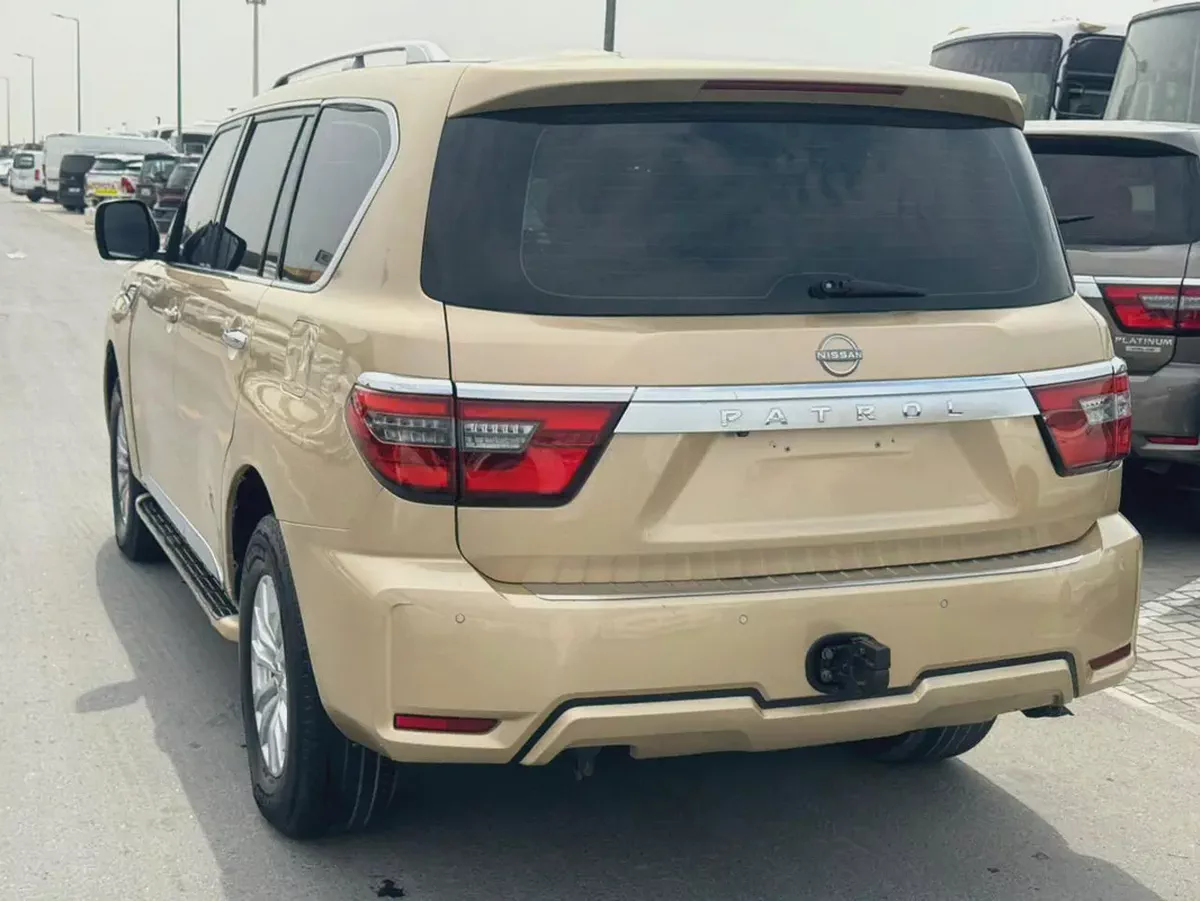 Nissan patrol 2016 look 2020 gold color GacC calen car-3-3
