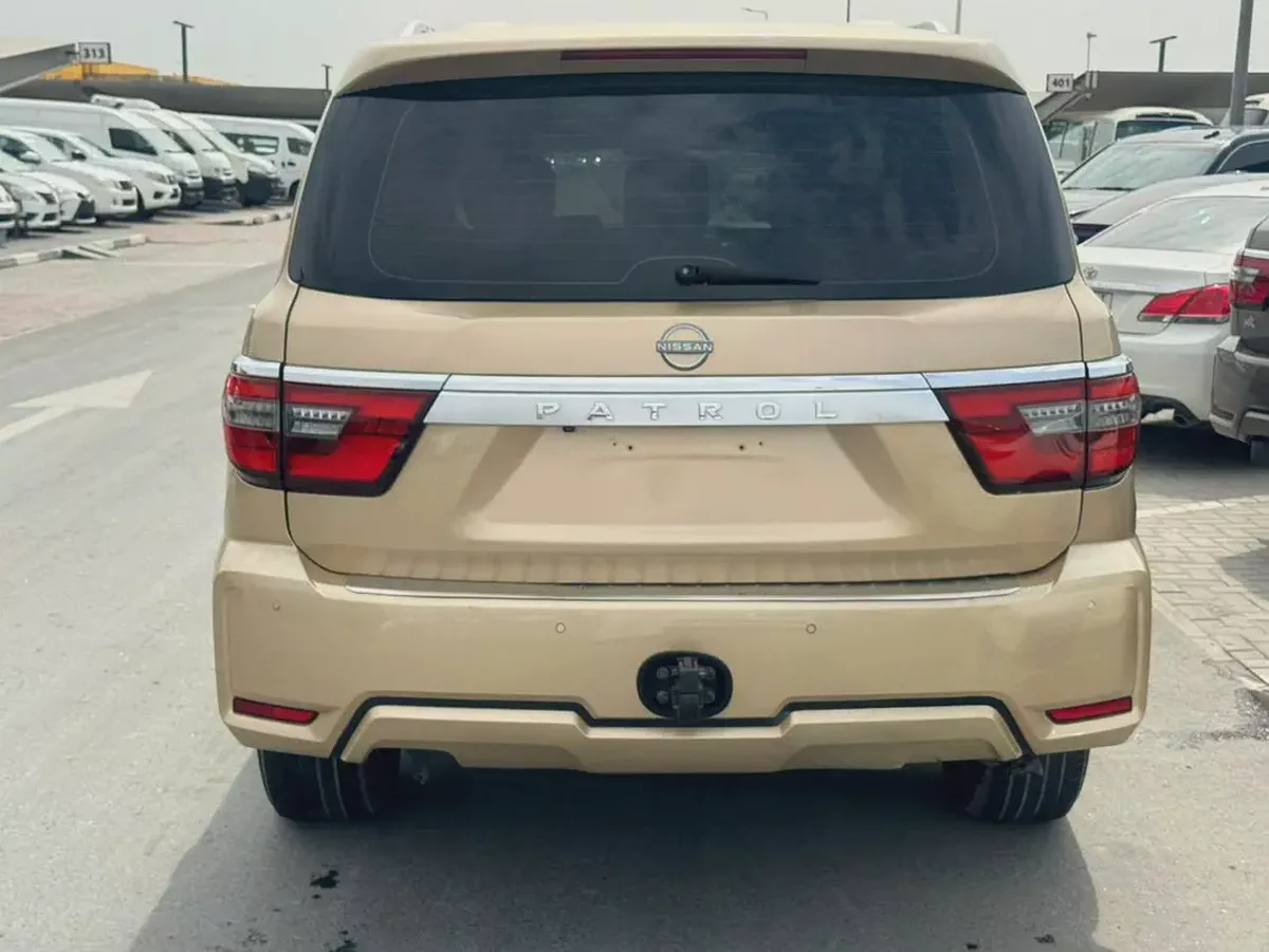 Nissan patrol 2016 look 2020 gold color GacC calen car-8-8