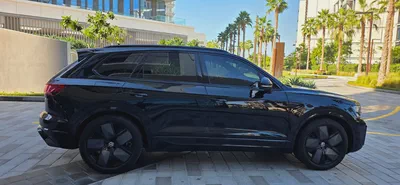 2025-Volkswagen Touareg R-line-Under Warranty and Service Contract-Bank Finance Available-4