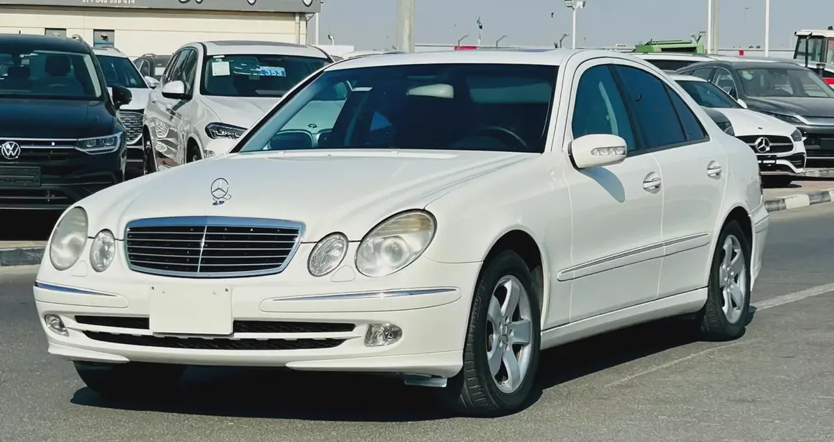 BENZ E240 | 2002 | CLEAN CAR FRESH JAPAN IMPORT