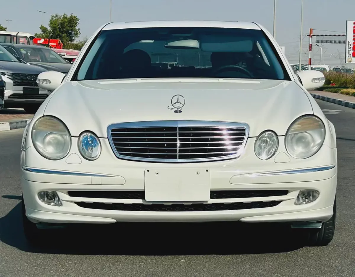 BENZ E240 | 2002 | CLEAN CAR FRESH JAPAN IMPORT-1-1