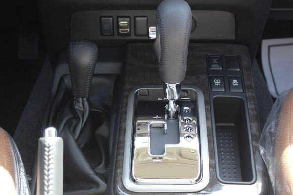 Nissan Patrol 2-Doors | Automatic | Brand New | Under Official Dealer Warranty | Full Option