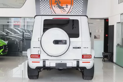 Mercedes-Benz G63 | 2025 | performance package | Japanese Specs | V8-4