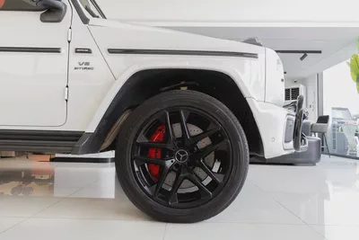 Mercedes-Benz G63 | 2025 | performance package | Japanese Specs | V8-7