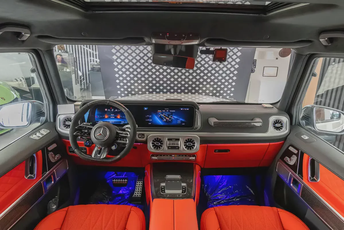 Mercedes-Benz G63 | 2025 | performance package | Japanese Specs | V8-10-10