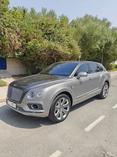 Bentley Bentayga Blackline Mulliner 2018 | GCC Specs | Pristine Condition-2