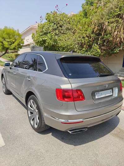 Bentley Bentayga Blackline Mulliner 2018 | GCC Specs | Pristine Condition-4
