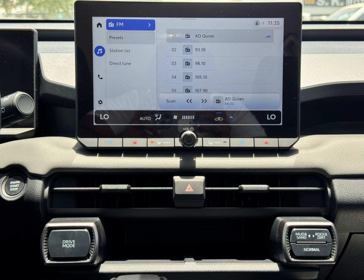 Toyota RAV4  HIGH-CVT STANDARD OPTION || NEW SHAPE || 2.0L PETROL 4WD | 10.5'' DVD+CAMERA (CODE # RVPLEF)-13-0