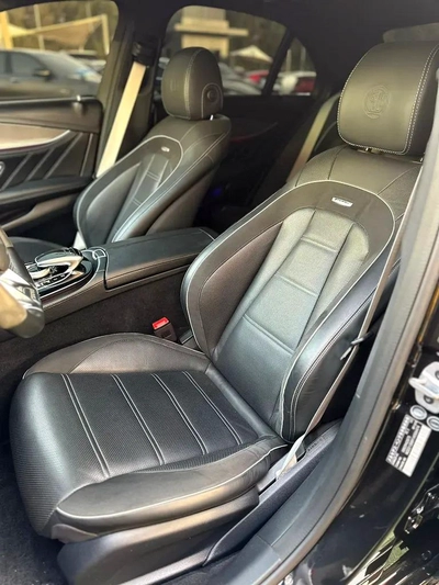 MERCEDES BENZ AMG E63s 2019 Japan Import ( Clean Title ) Original Paint Zero Accidents Two Keys 5-1
