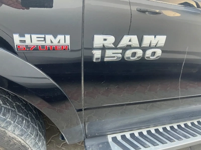 Dodge Ram 1500 Big Horn 2015 - Canadian Specs - GCC Ready!-16