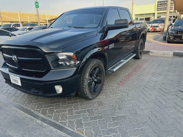 Dodge Ram 1500 Big Horn 2015 - Canadian Specs - GCC Ready!