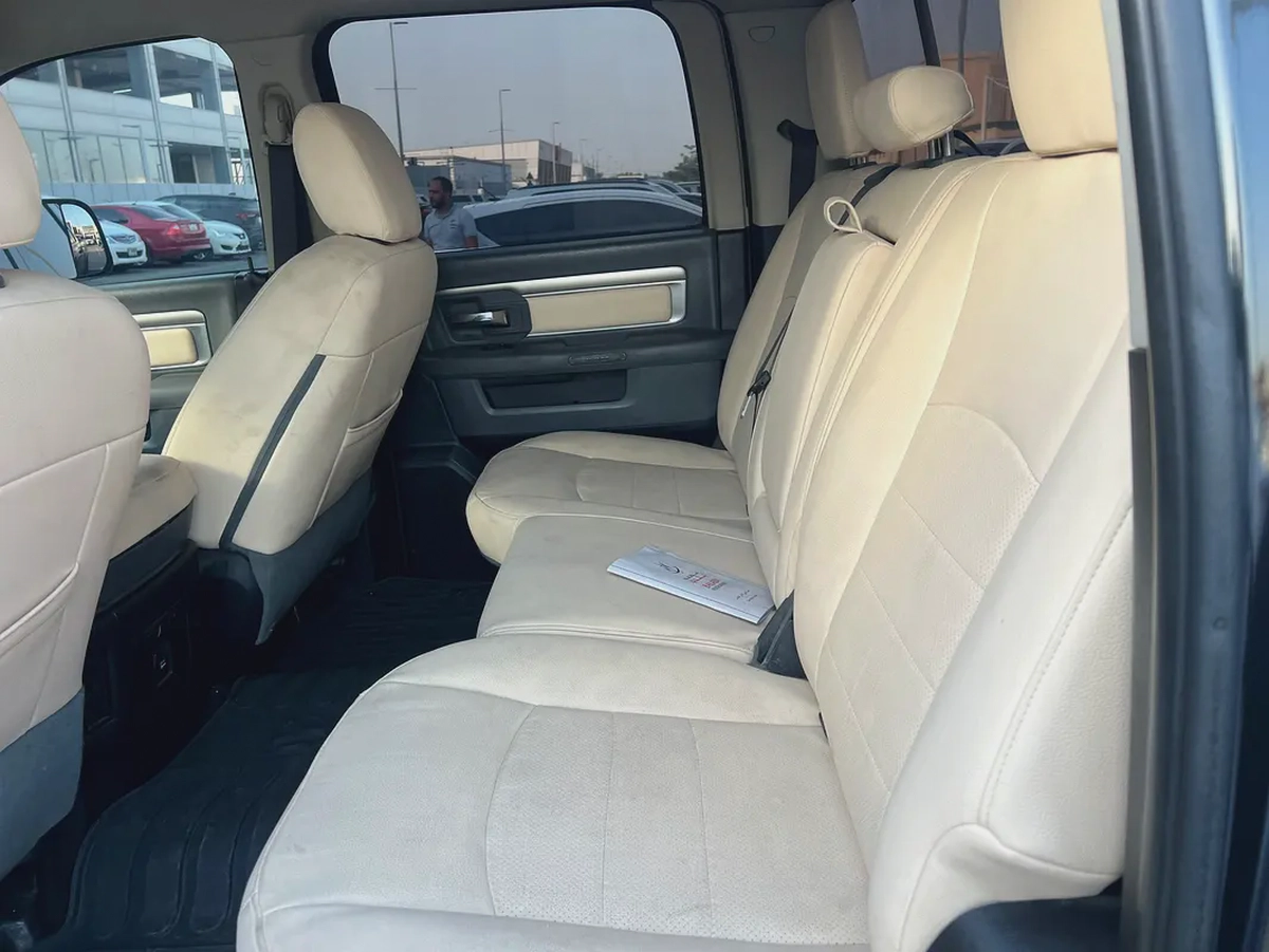 Dodge Ram 1500 Big Horn 2015 - Canadian Specs - GCC Ready!-8-8