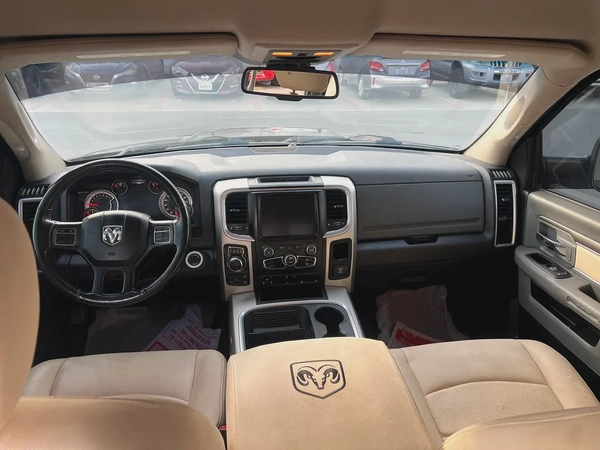 Dodge Ram 1500 Big Horn 2015 - Canadian Specs - GCC Ready!