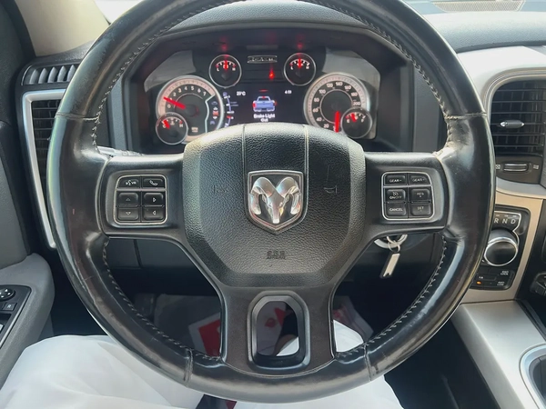 Dodge Ram 1500 Big Horn 2015 - Canadian Specs - GCC Ready!
