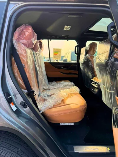 Lexus LX600 SIGNATURE TURBO SPORT || 3.5L PETROL V6 | RADAR | REAR ENTERTAINMENT SCREEN | LETAHER / SUNROOF (CODE # L6TSO)-13