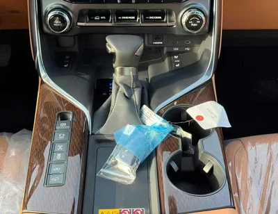 Lexus LX600 SIGNATURE TURBO SPORT || 3.5L PETROL V6 | RADAR | REAR ENTERTAINMENT SCREEN | LETAHER / SUNROOF (CODE # L6TSO)-22