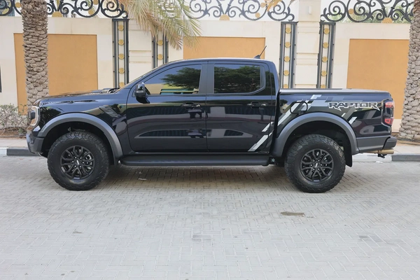 2025 Ford Ranger Raptor -12000KM- GCC Specs -UNDER WARRANTY  SERVICE- Brand New!