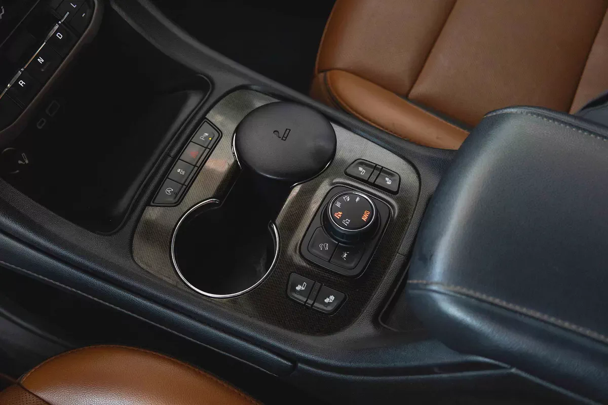 2023 GMC Acadia AT4 3.6L l AED 1,184 Monthly l 3 Months Warranty | Free Courtesy Car Included-14-14