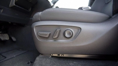 Toyota Land Cruiser LAND CRUISER VX 3.5L-9