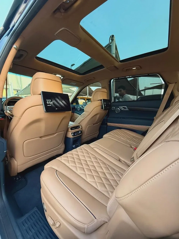 Genesis GV80 Platinum 2023 GCC Specsجييسيس جي في ٨٠ موديل ٢٠٢٣ خليجي تحت الضمان وعقد صيانة