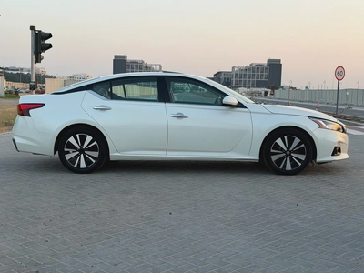 Nissan Altima SV 2020, GCC Specs - Excellent Condition-4