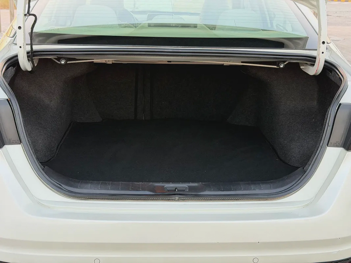 Nissan Altima SV 2020, GCC Specs - Excellent Condition-18-18