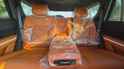 GWM TANK 700 Hi4T (Black Orange)-8