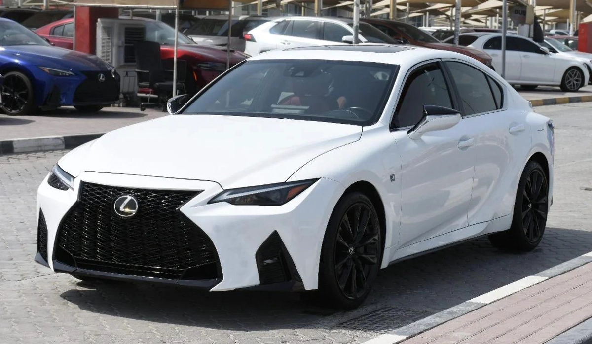 IS300 F AWD 2022 | WHITE ( REF-ACD)