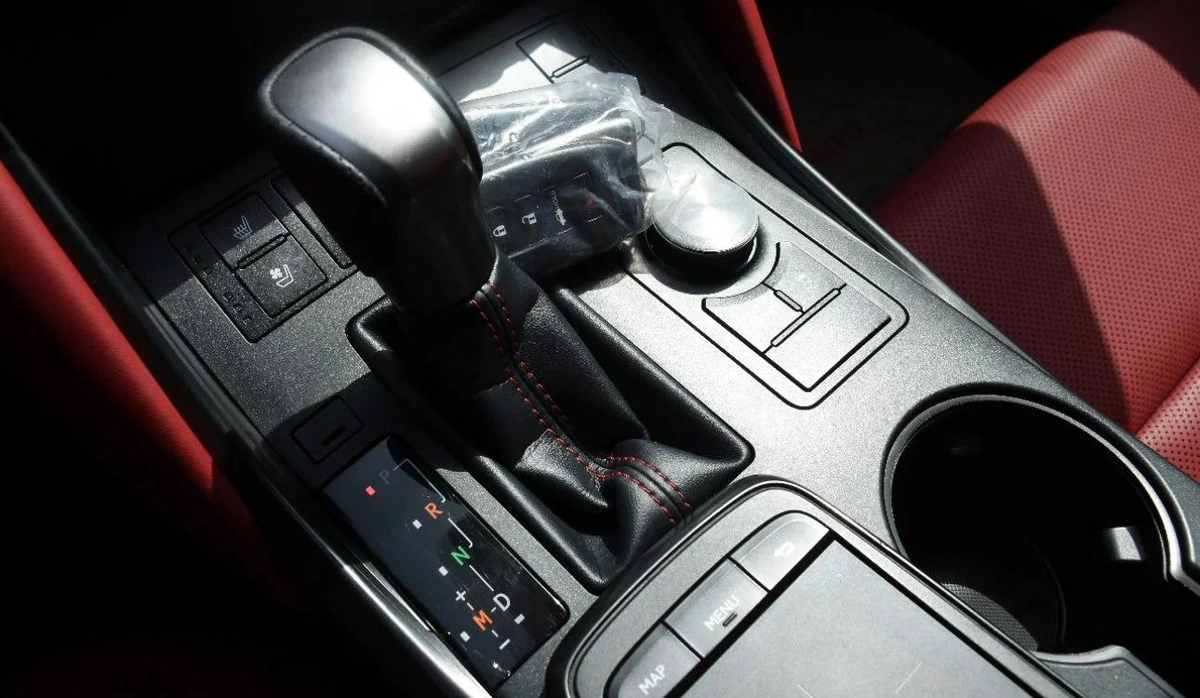 IS300 F AWD 2022 | WHITE ( REF-ACD)-15-15