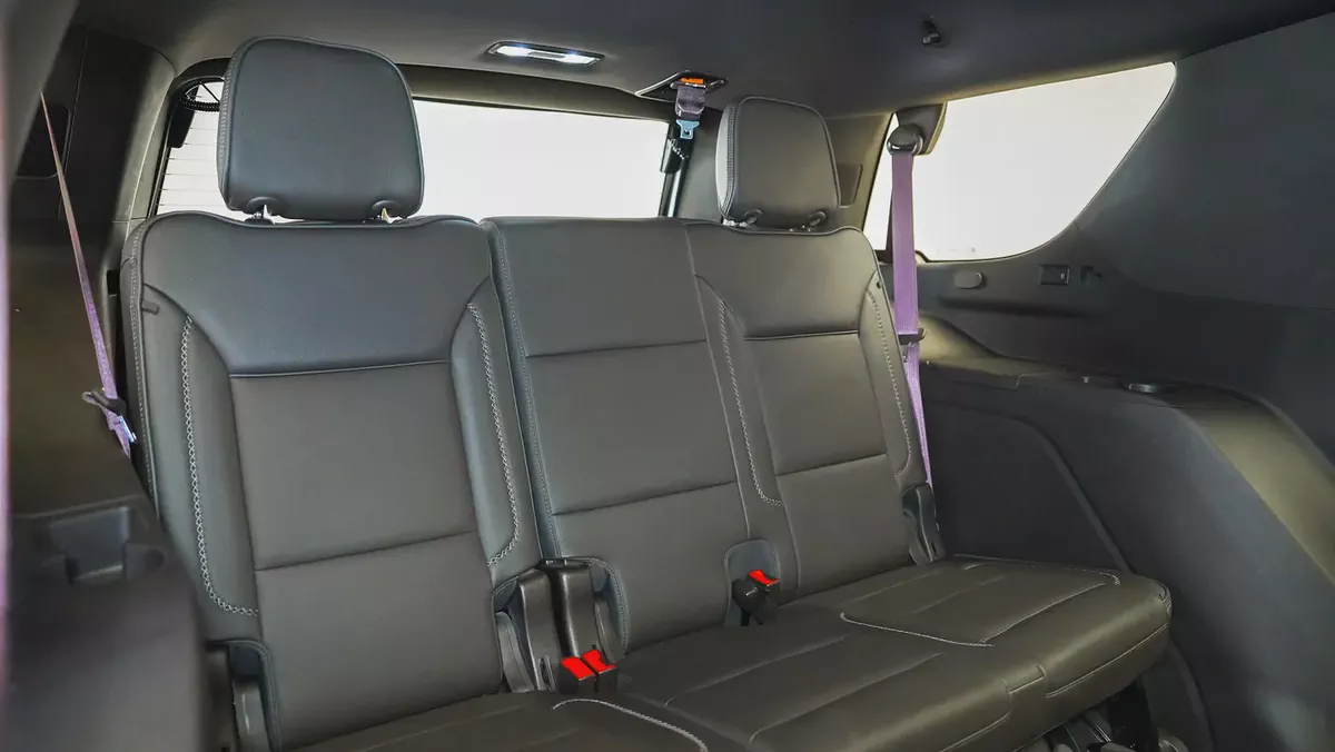 2022  GMC Yukon Denali | GCC | GMC Warranty & Service March 2027-7-7