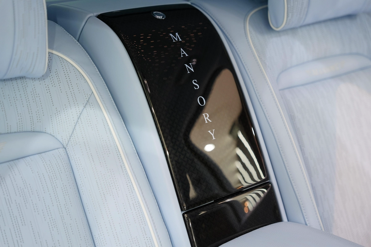 Rolls-Royce Cullinan Black Badge Original Mansory 2025