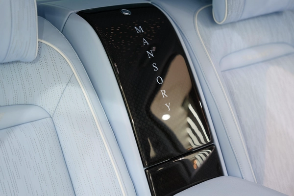 Rolls-Royce Cullinan Black Badge Original Mansory 2025