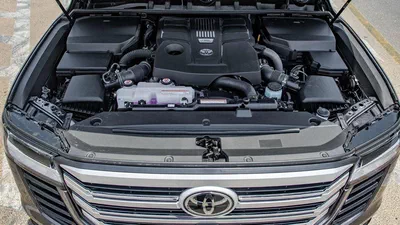 Toyota Land Cruiser GXR (LHD) Toyota Land Cruiser GXR 3.5P AT MY2025 – Grey-10